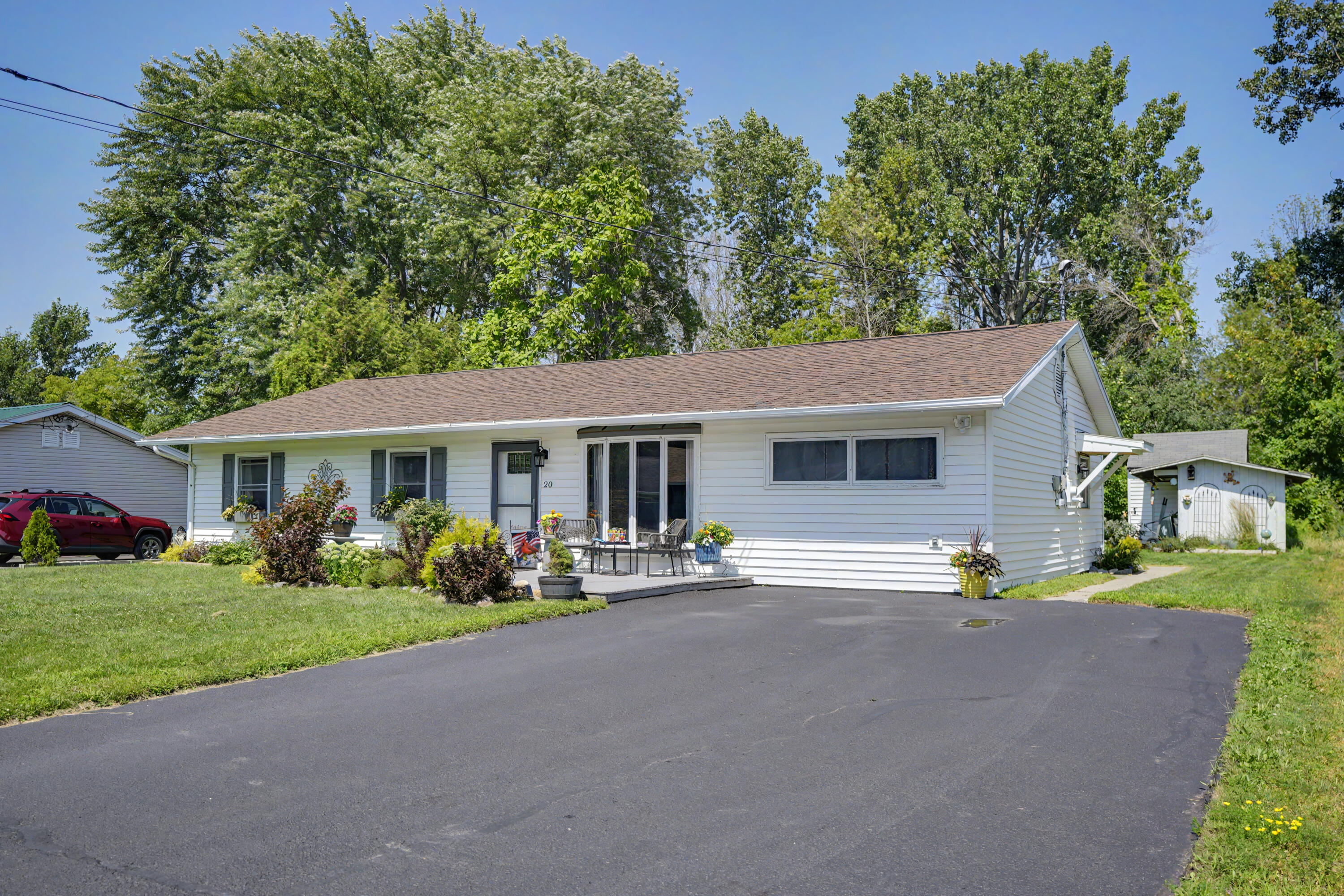 20 Oswego Lane Plattsburgh NY 12901