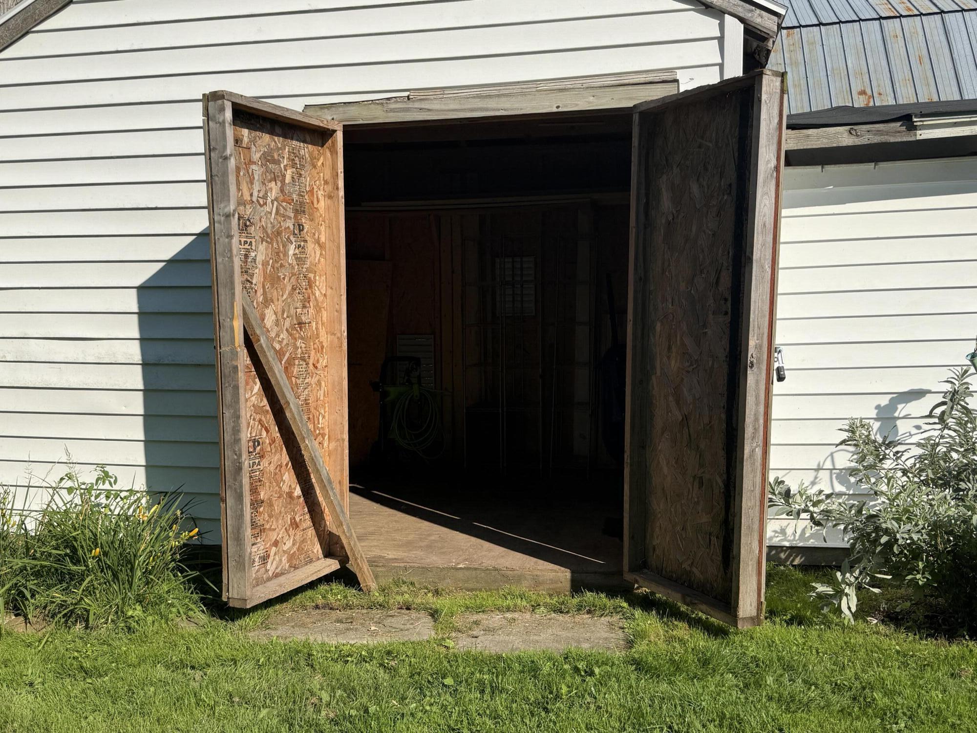 20 Oswego Lane Plattsburgh NY 12901
