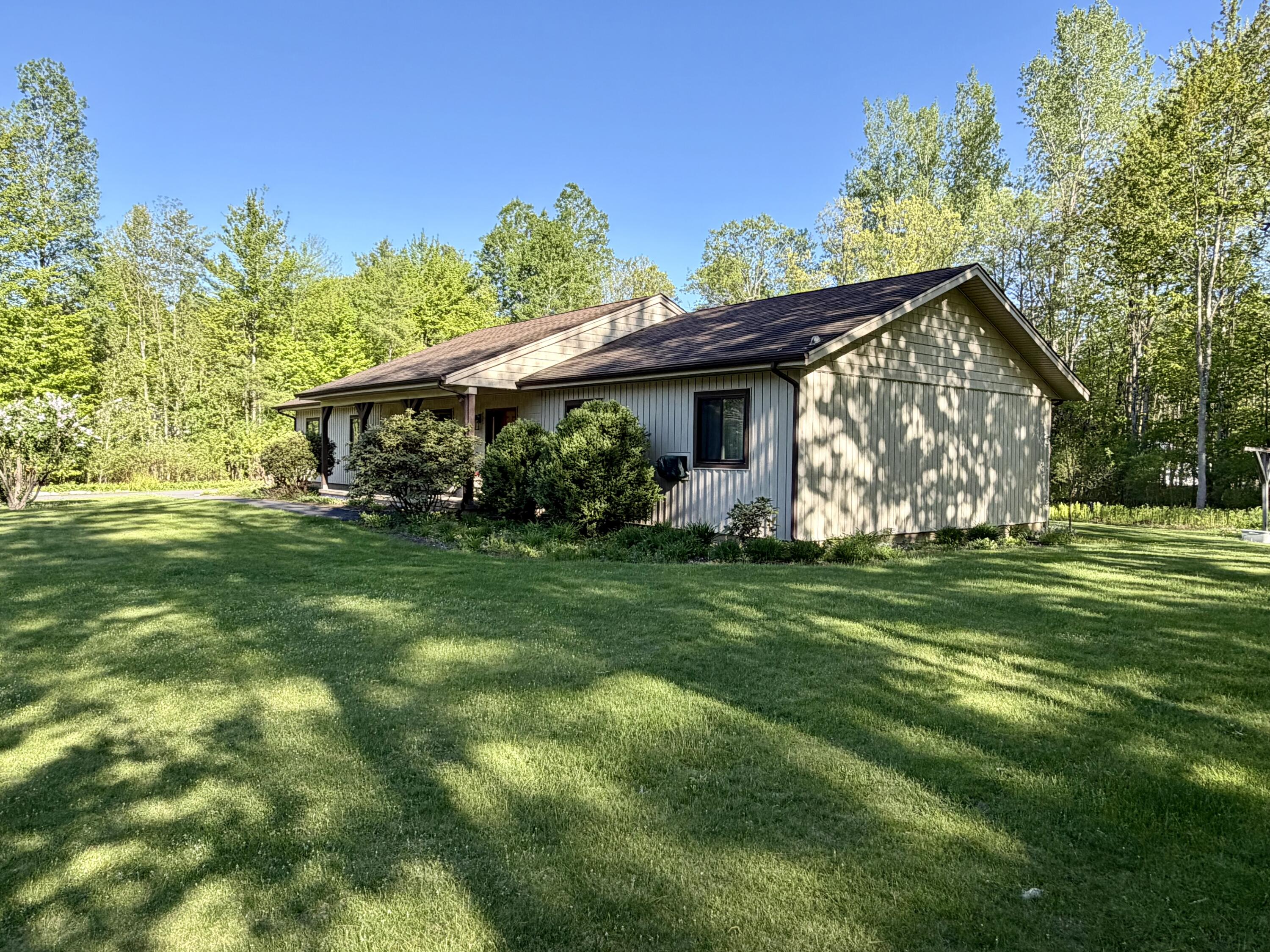 68 Rosbo Lane Morrisonville NY 12962
