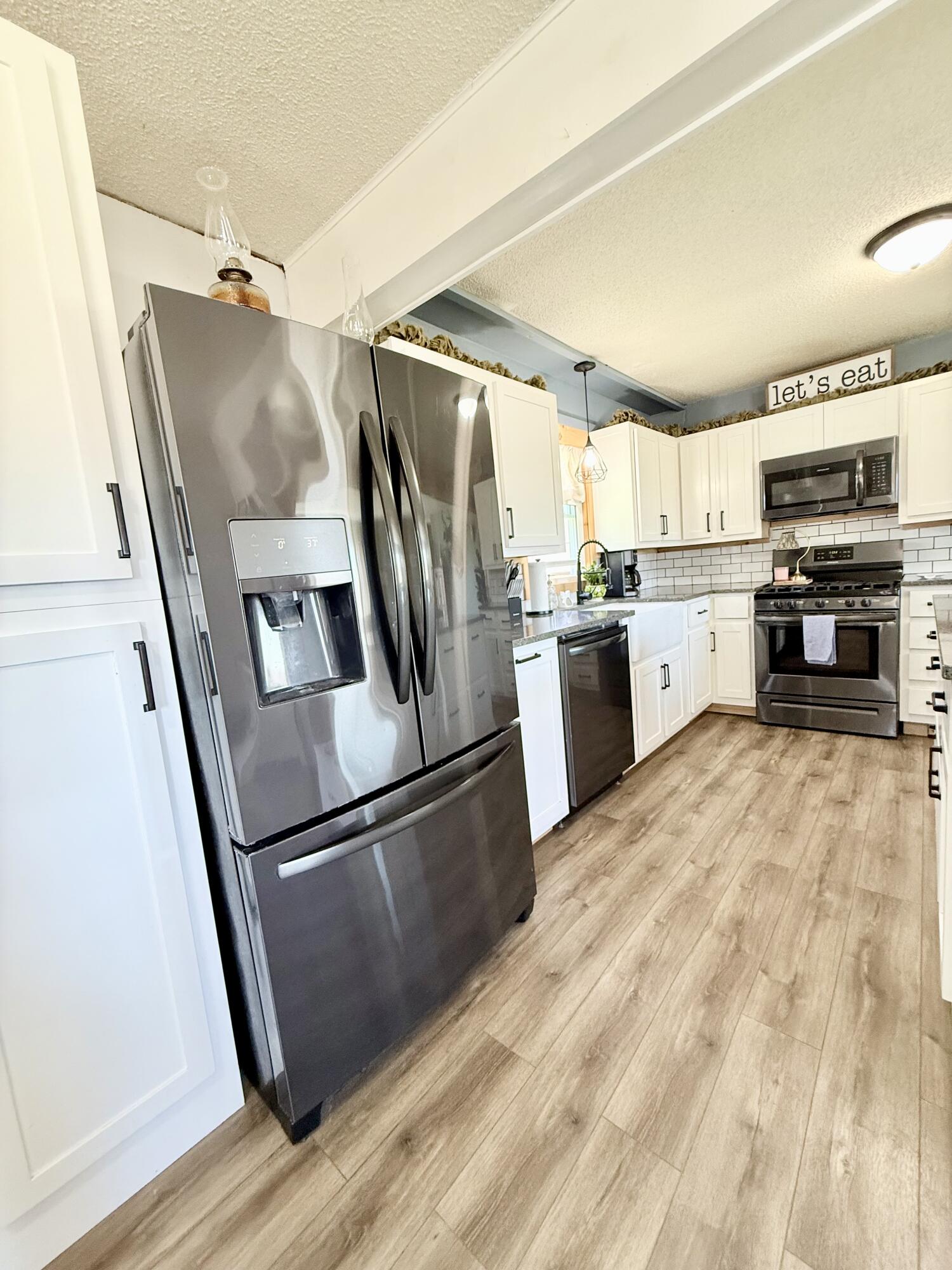 1711 New York 22b Morrisonville NY 12962