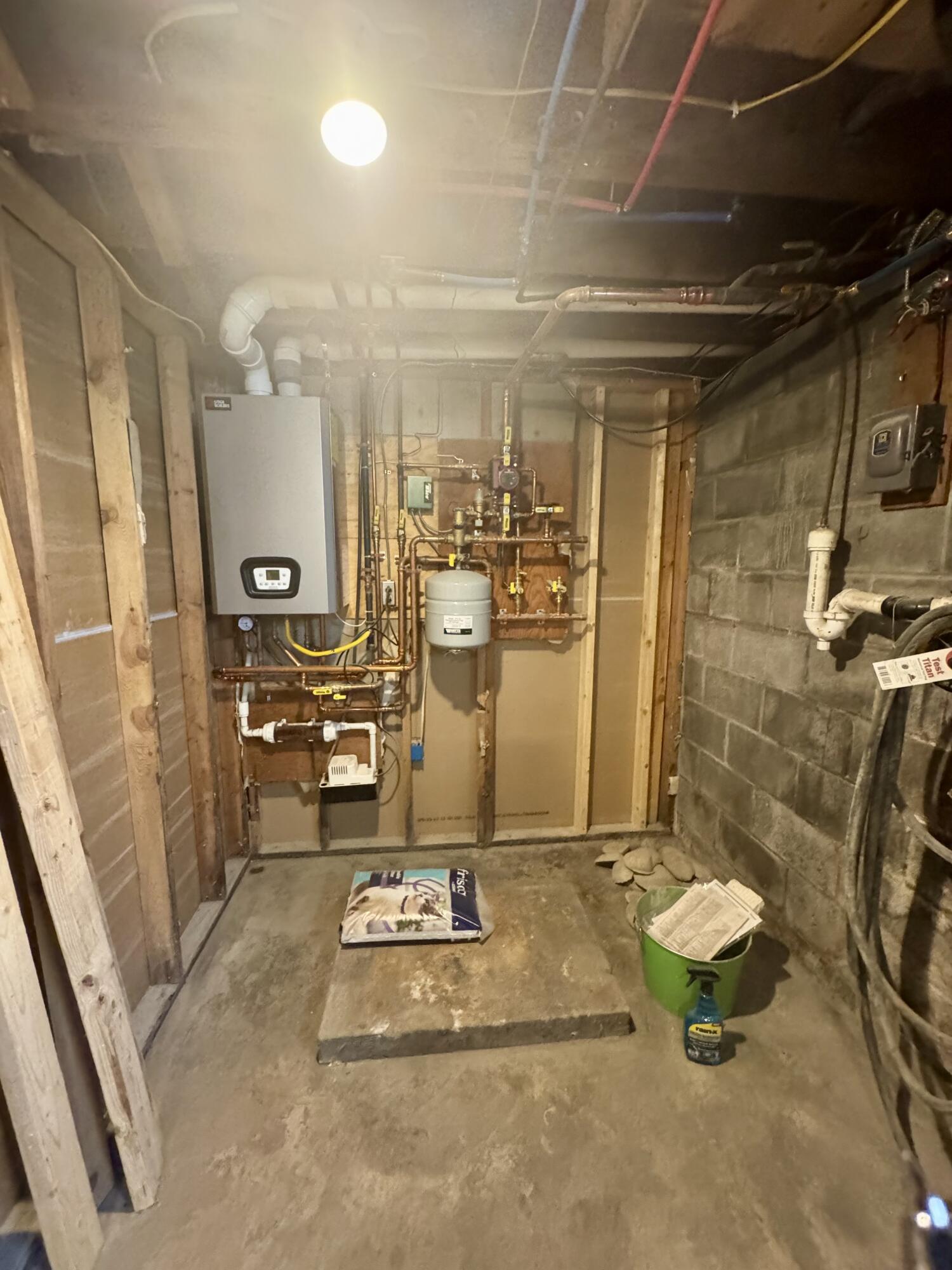 333 Us-11 Champlain NY 12919