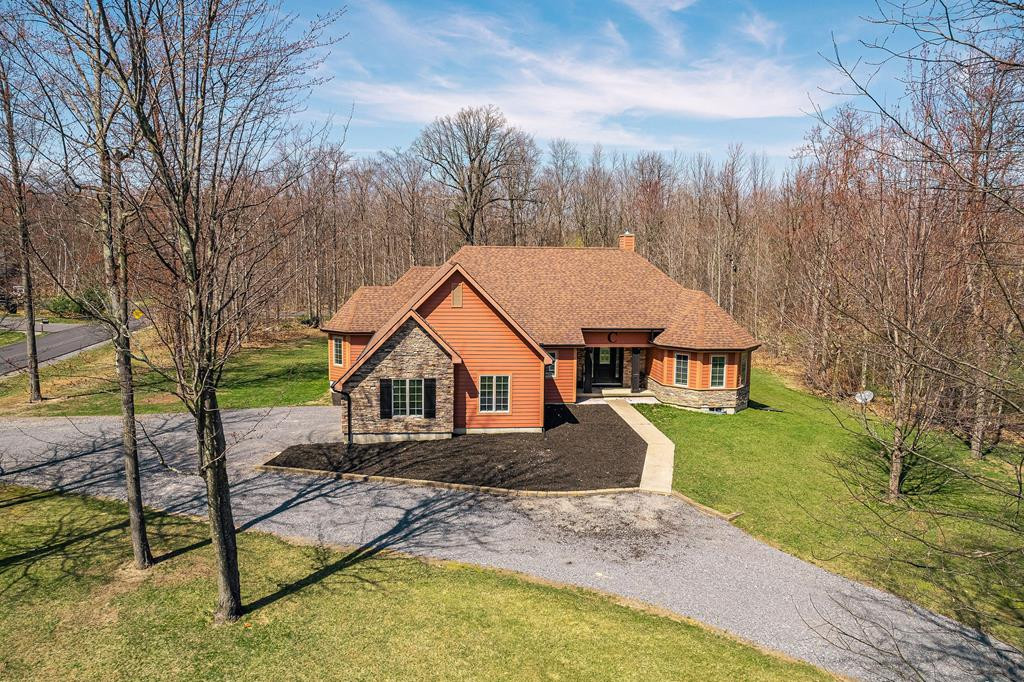 42 Bloomfield Drive Peru NY 12972