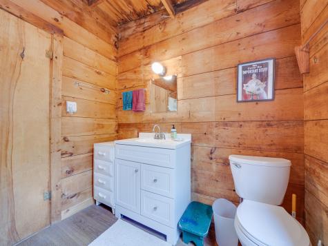 24 Hemlock Ledge Road Tupper Lake NY 12986