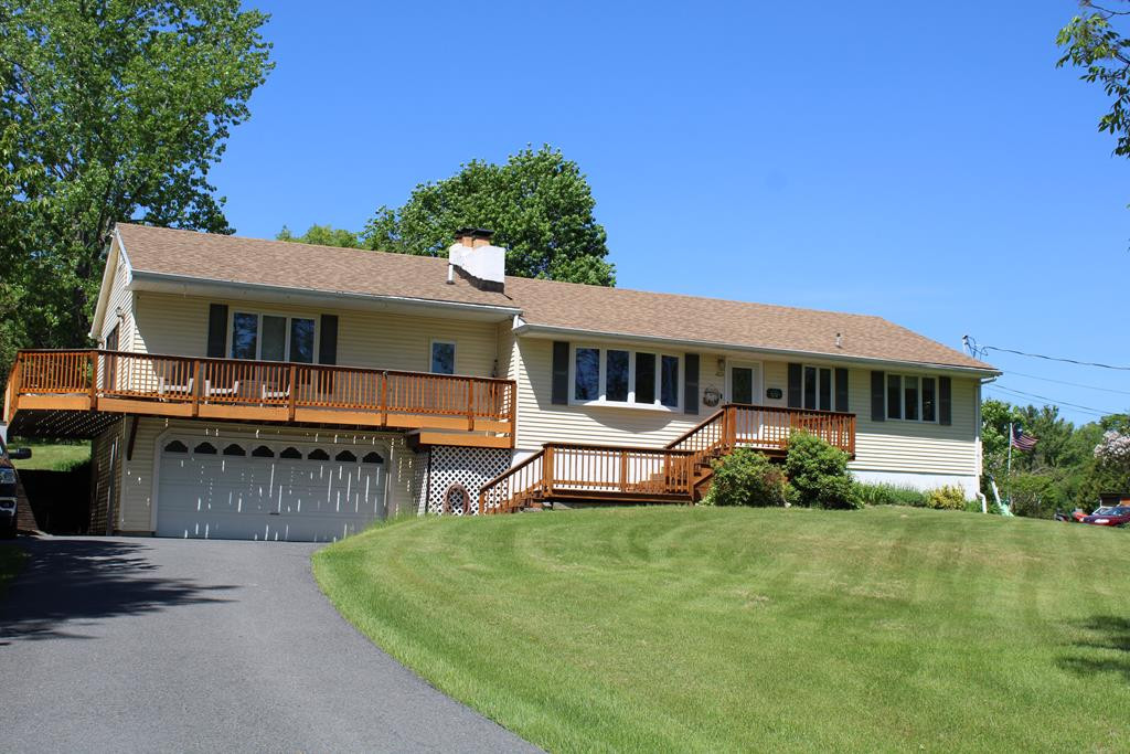 823 Mason Street Morrisonville NY 12962