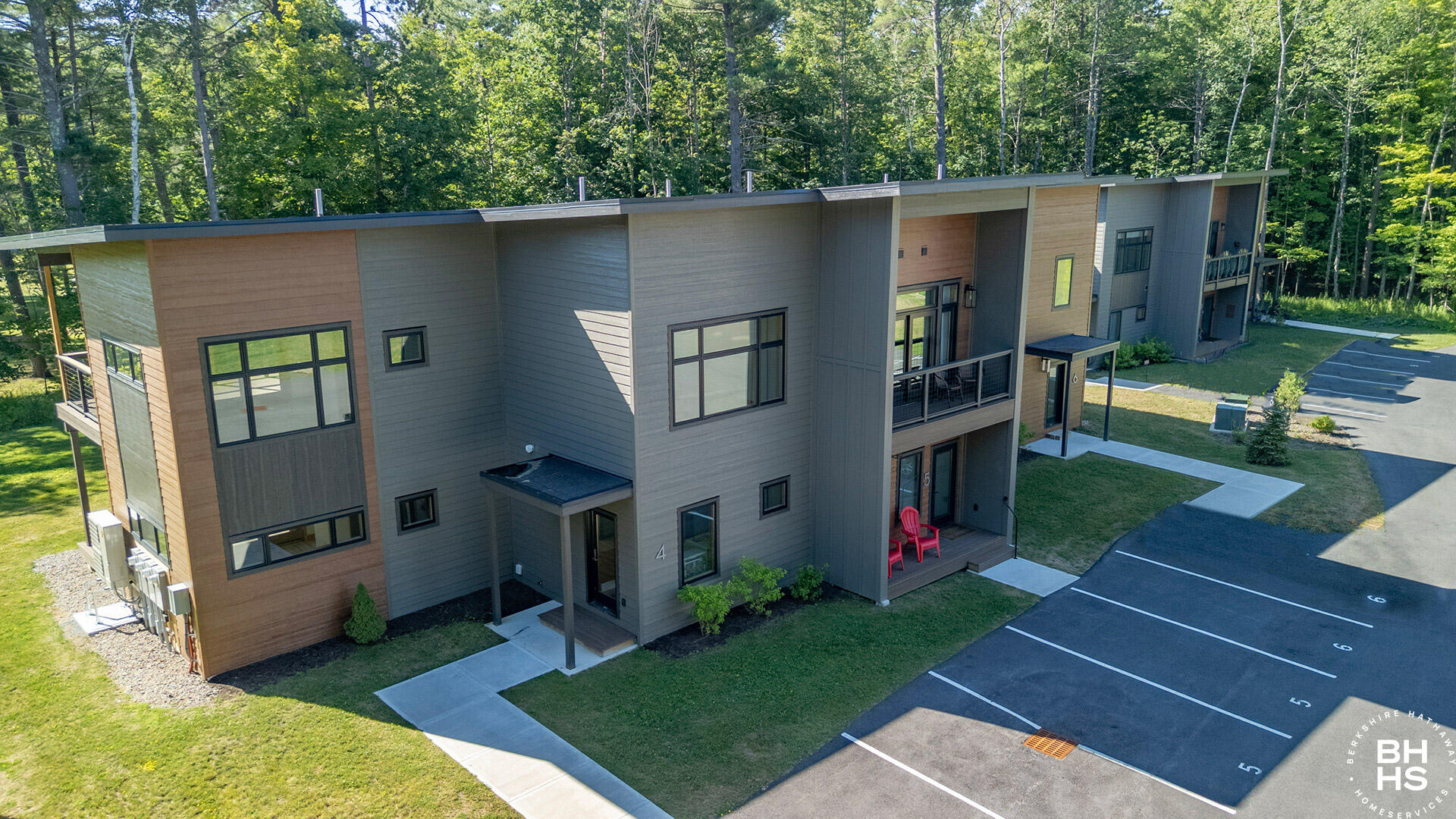28 Bowman Lane Wilmington NY 12997