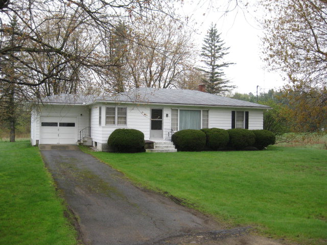 31 East Street Champlain NY 12919