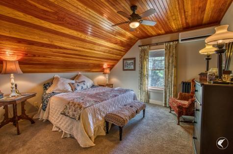 9316 Nys Route 9n Elizabethtown NY 12932