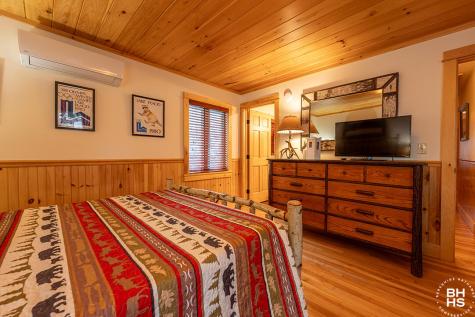 2 Chipmunk Lane Lake Placid NY 12946