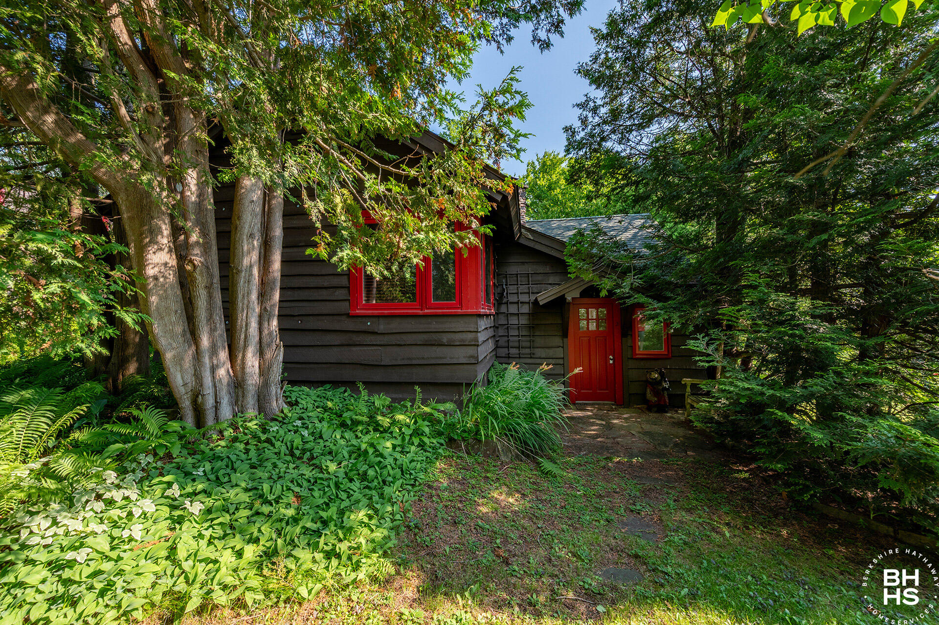 2 Chipmunk Lane Lake Placid NY 12946