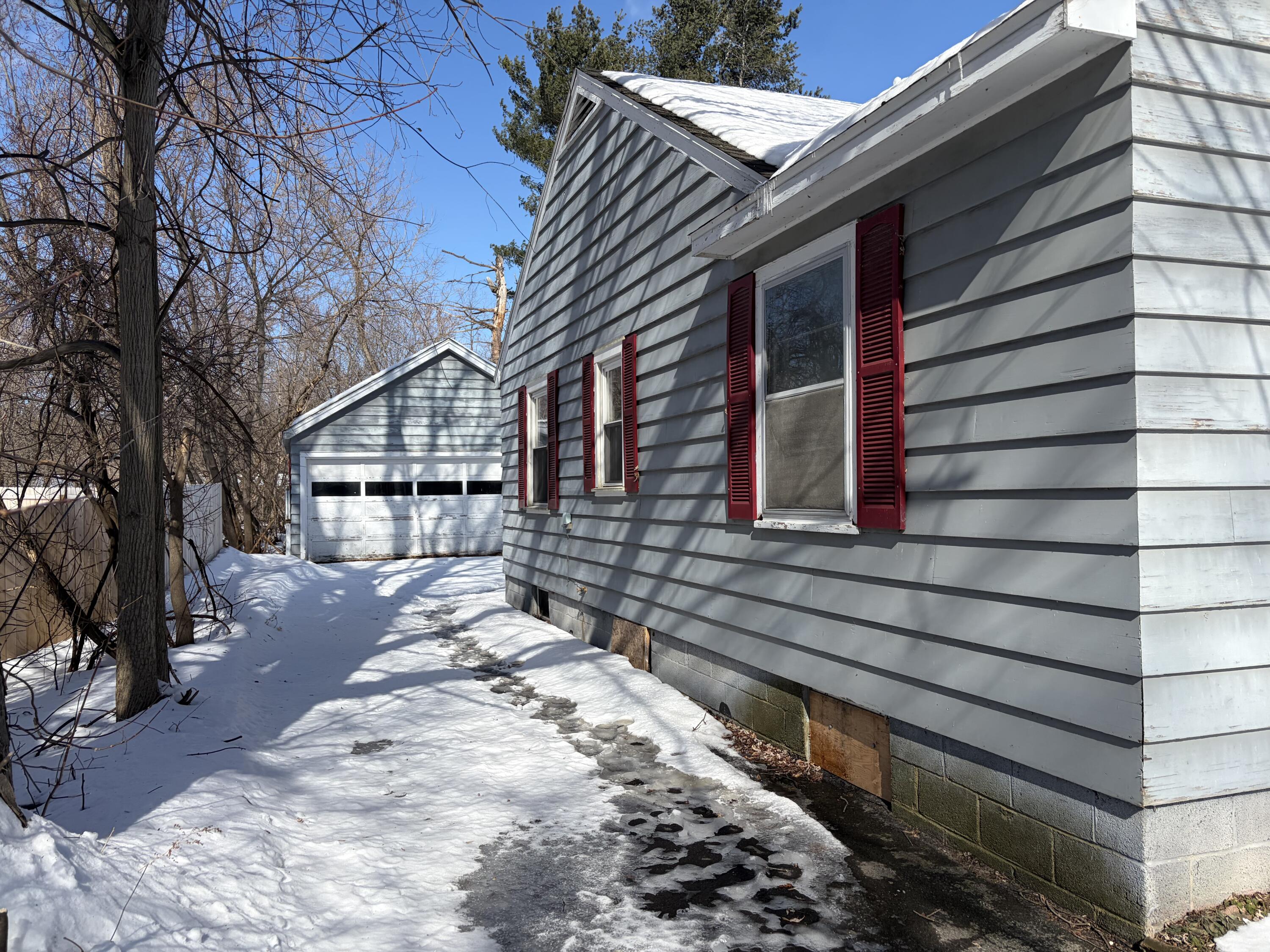 7 River Street Morrisonville NY 12962