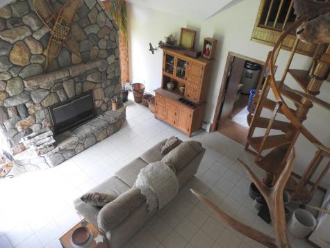 6 Parrotte Way Peru NY 12972
