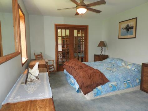 6 Parrotte Way Peru NY 12972
