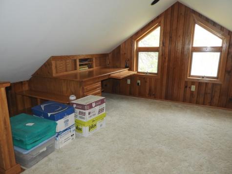 6 Parrotte Way Peru NY 12972