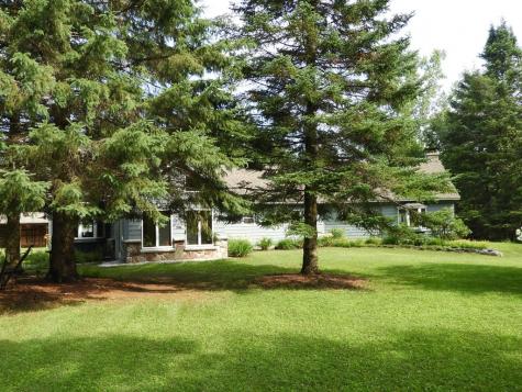 6 Parrotte Way Peru NY 12972