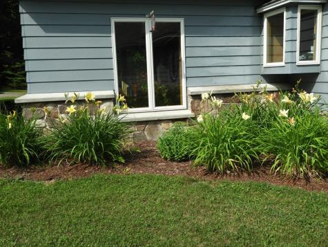 6 Parrotte Way Peru NY 12972