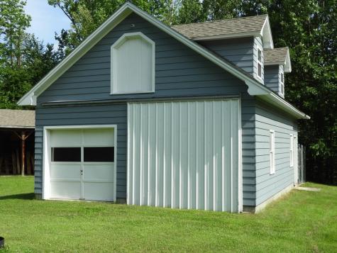 6 Parrotte Way Peru NY 12972