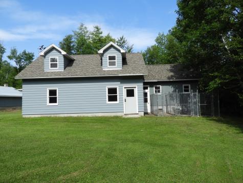 6 Parrotte Way Peru NY 12972