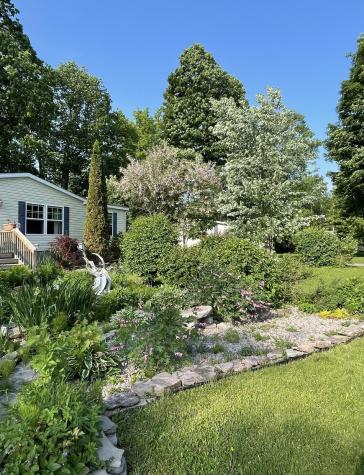 9 Dean Lane Plattsburgh NY 12901