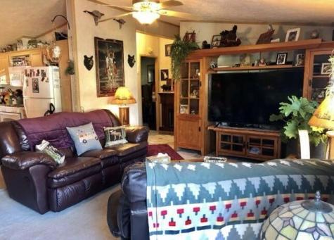 9 Dean Lane Plattsburgh NY 12901