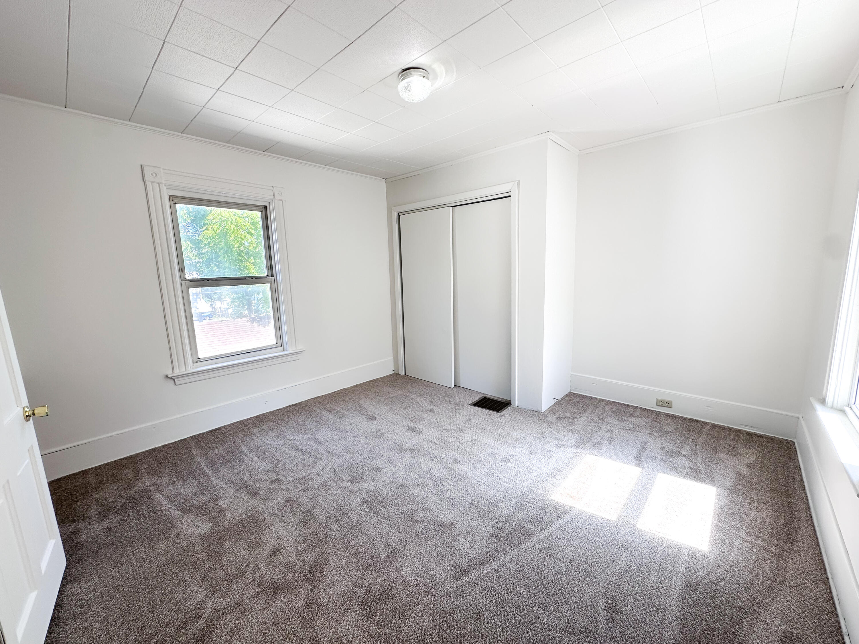 126 Oak Street Plattsburgh NY 12901