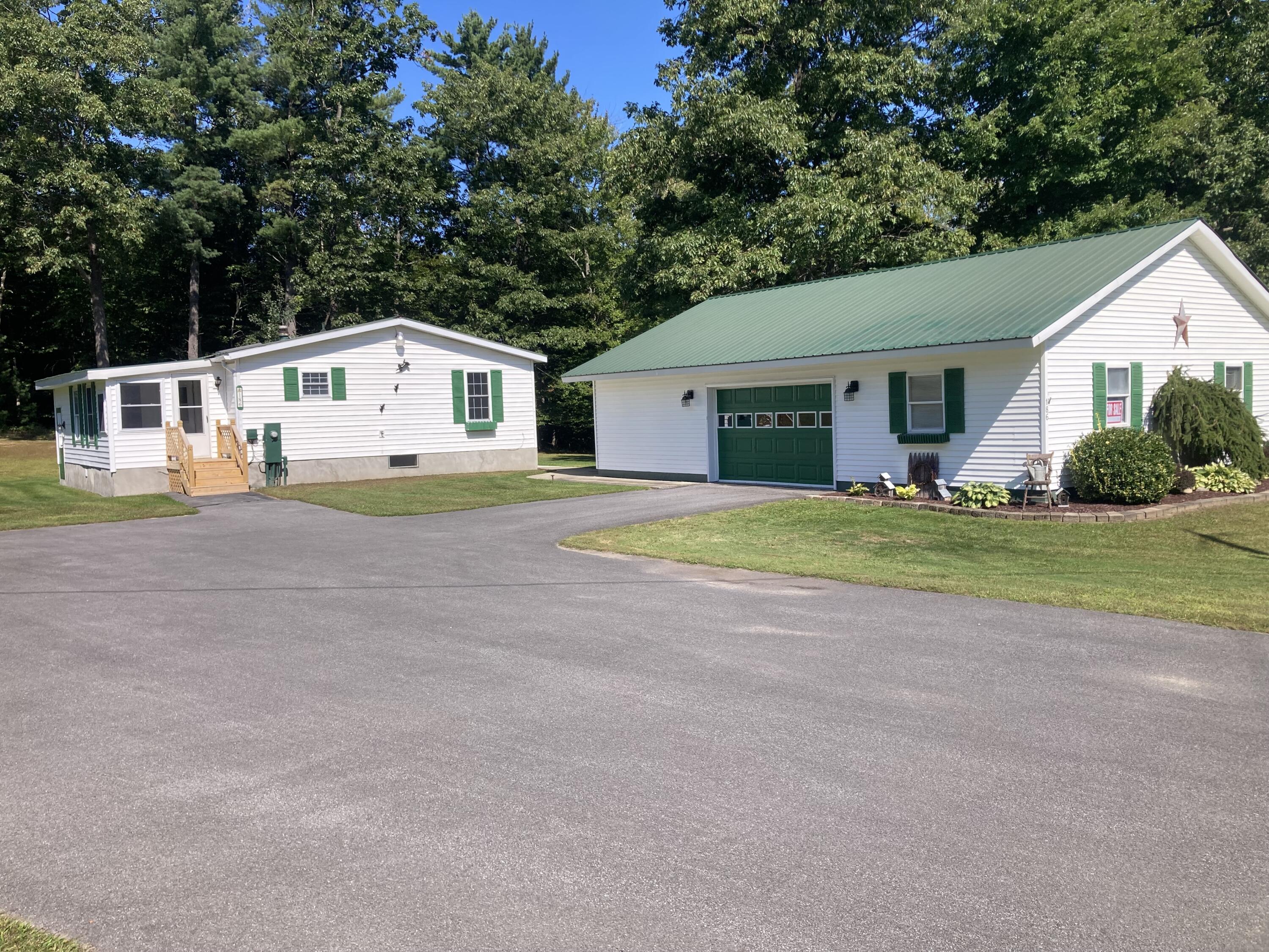 186 Flat Rock Road Morrisonville NY 12962