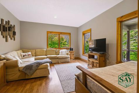 76 Saddleback Way Lake Placid NY 12946