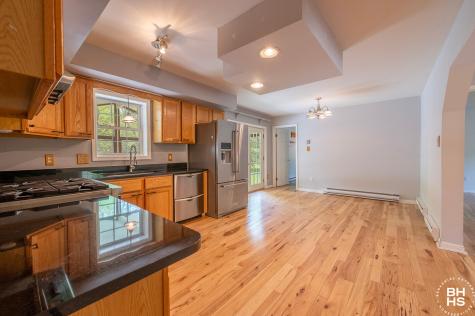 43 American Way Lake Placid NY 12946