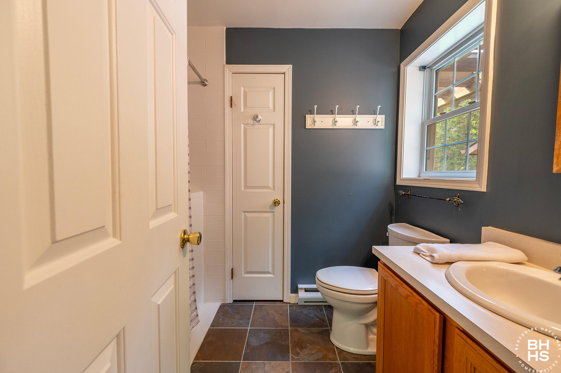 43 American Way Lake Placid NY 12946