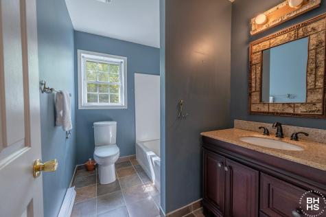 43 American Way Lake Placid NY 12946