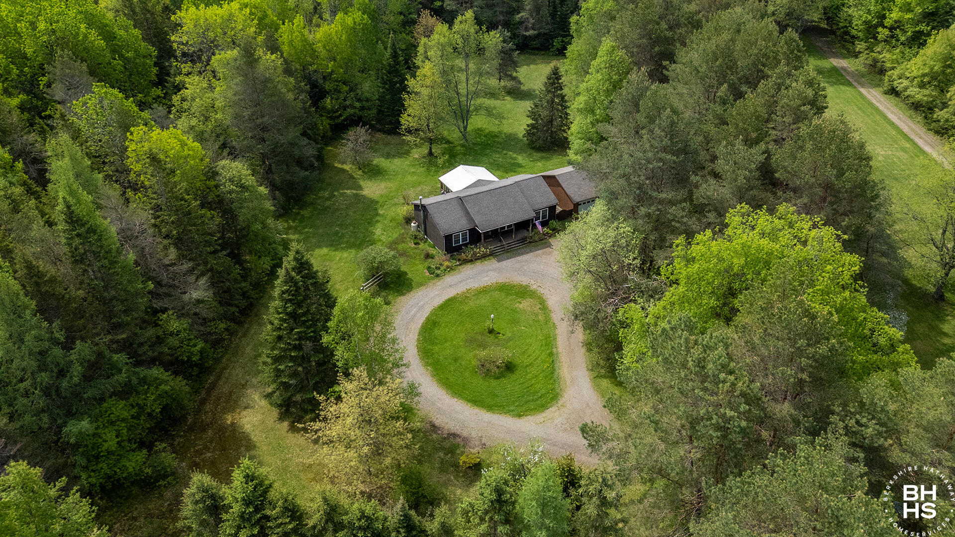 43 American Way Lake Placid NY 12946