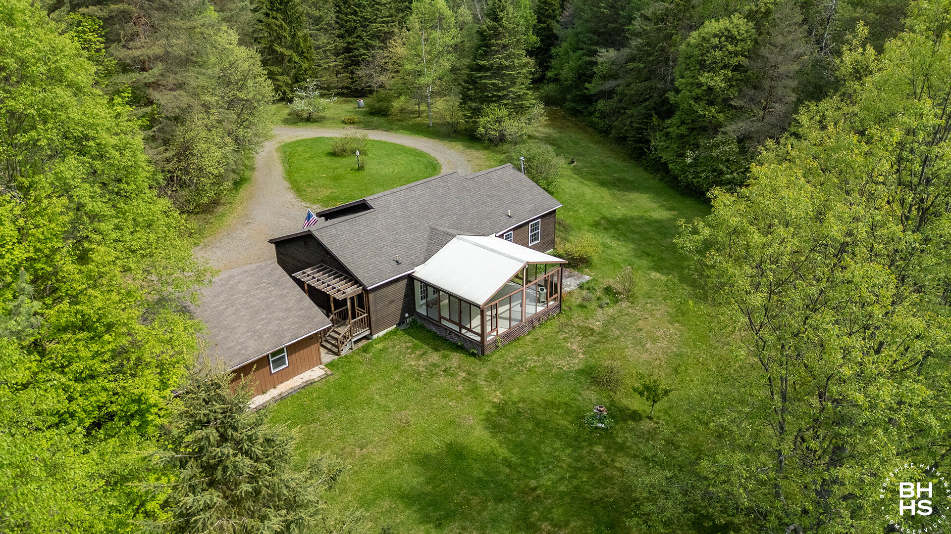 43 American Way Lake Placid NY 12946