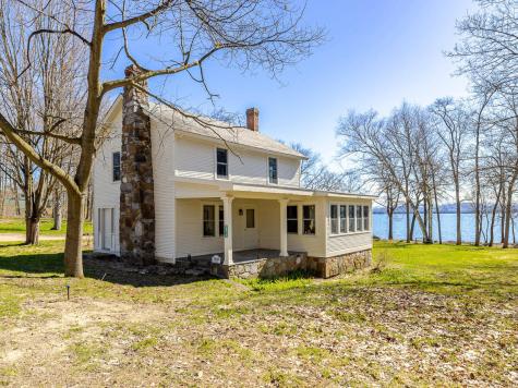 2830 Essex Road Essex NY 12936