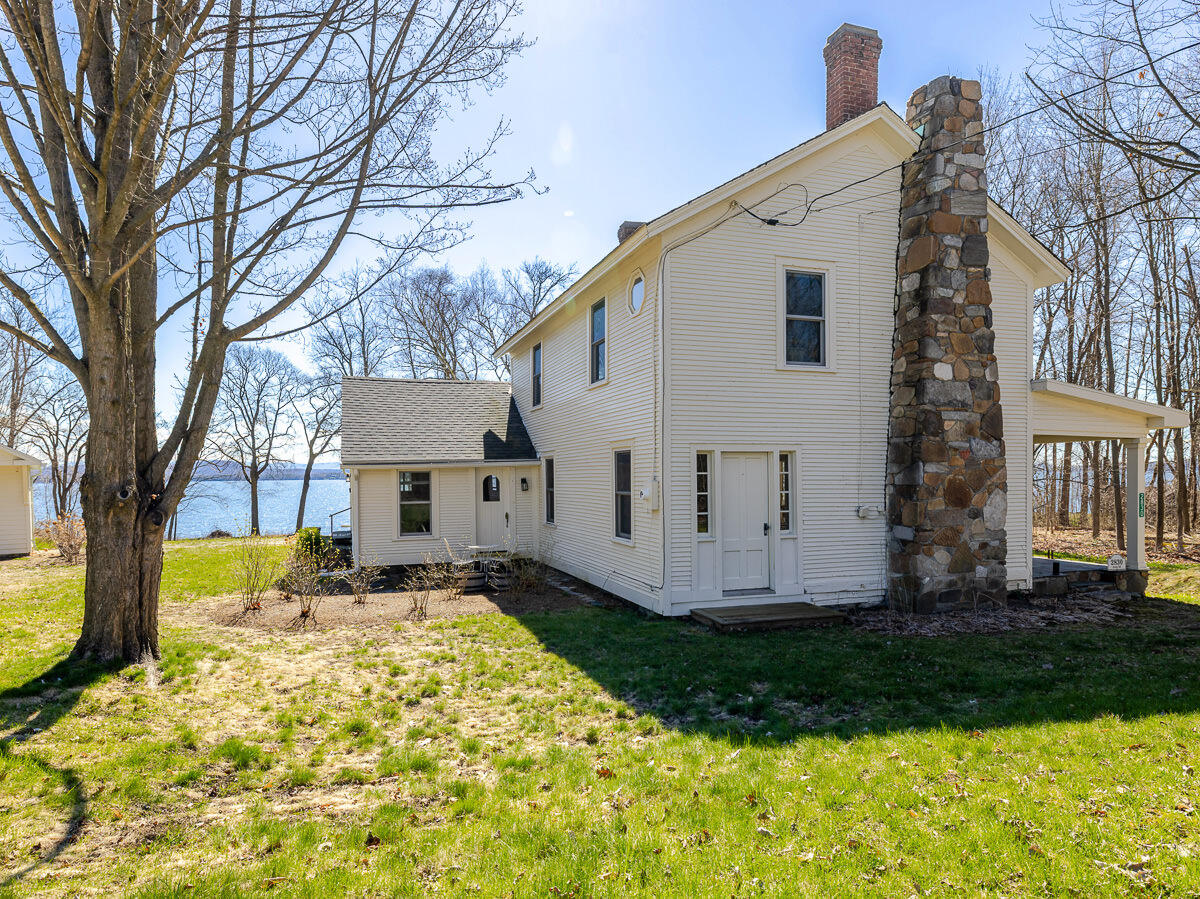2830 Essex Road Essex NY 12936