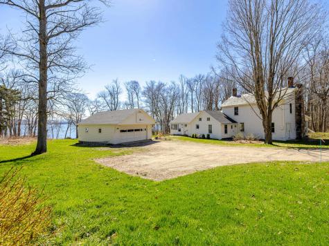 2830 Essex Road Essex NY 12936