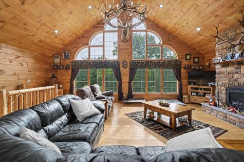 244 Agnew Road Morrisonville NY 12962
