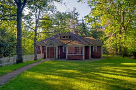 109 Cedars Way Lake Placid NY 12946