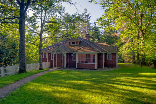109 Cedars Way Lake Placid NY 12946