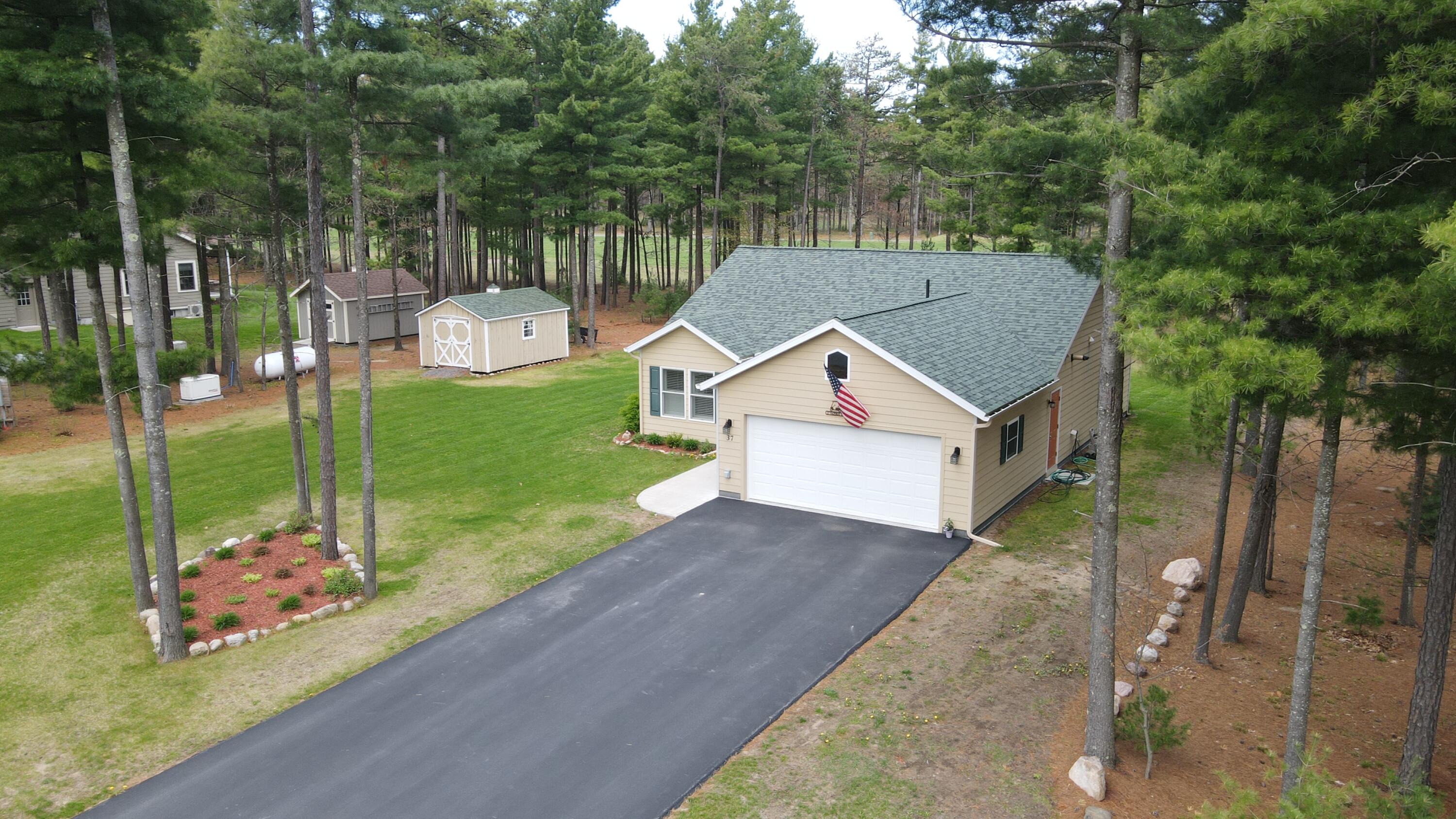 Port Kent NY, 37 Fairway Drive