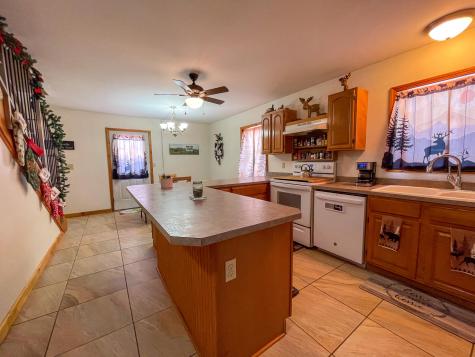 675 Ratta Road Chazy NY 12921