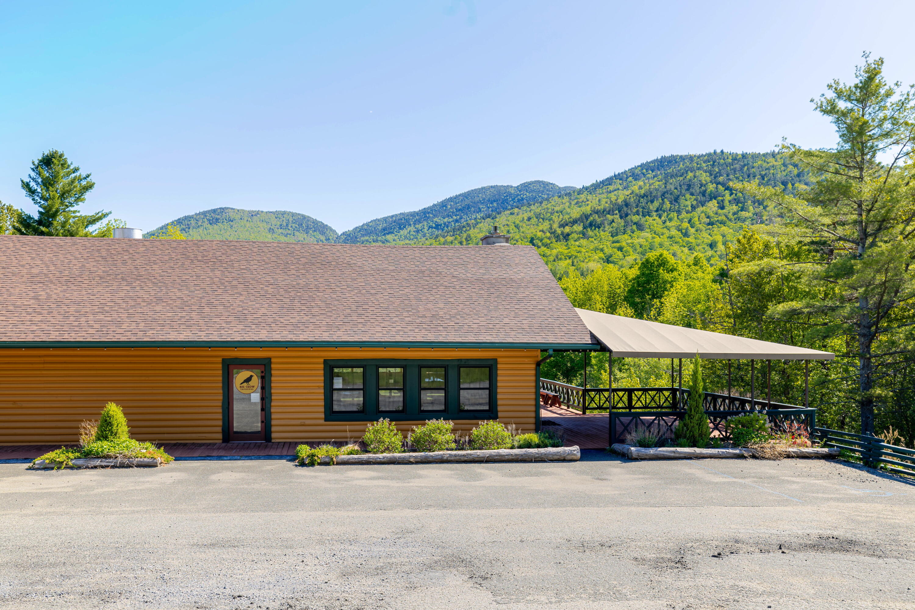 10050 Nys Route 9n Keene NY 12942