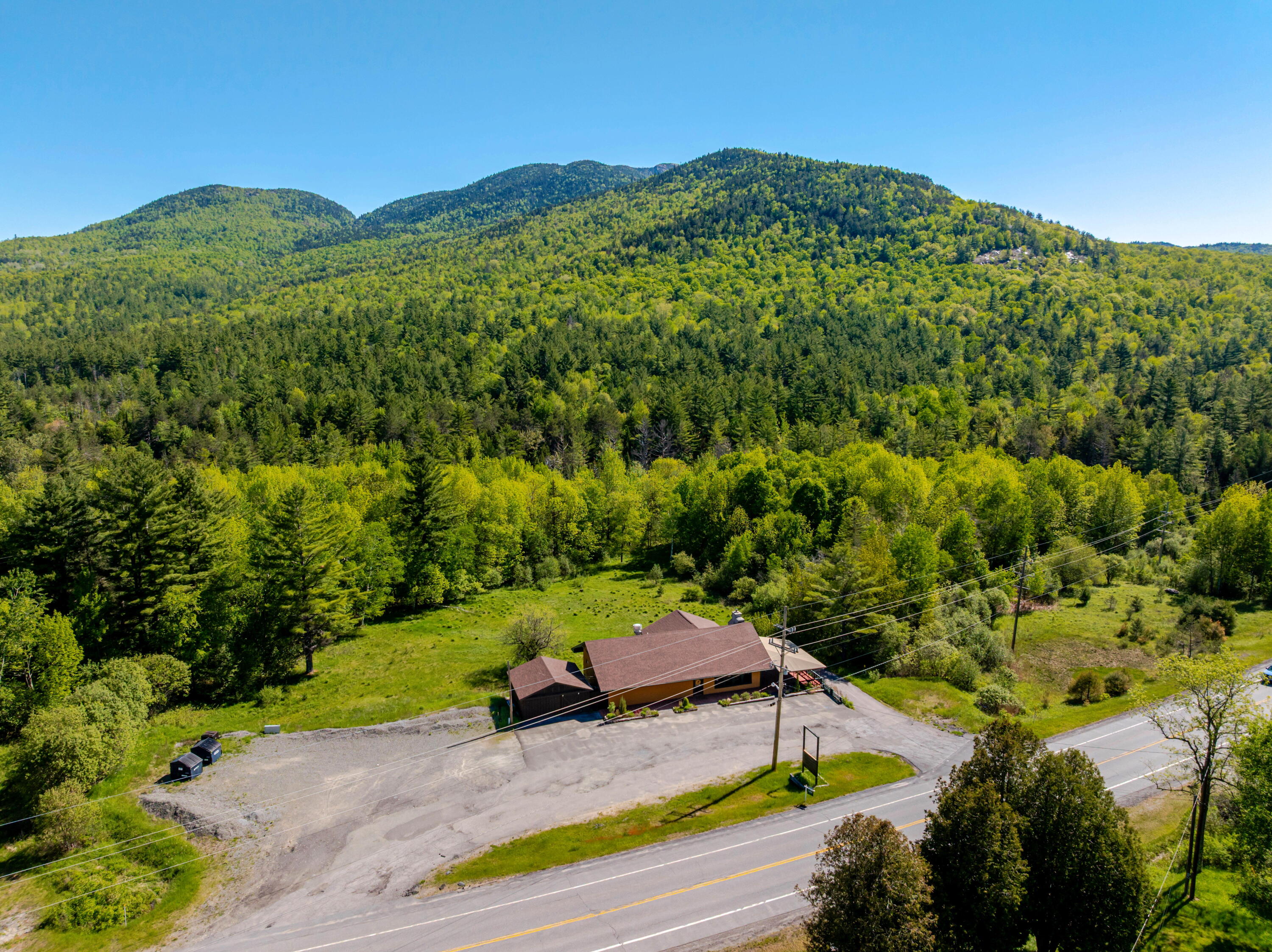 10050 Nys Route 9n Keene NY 12942
