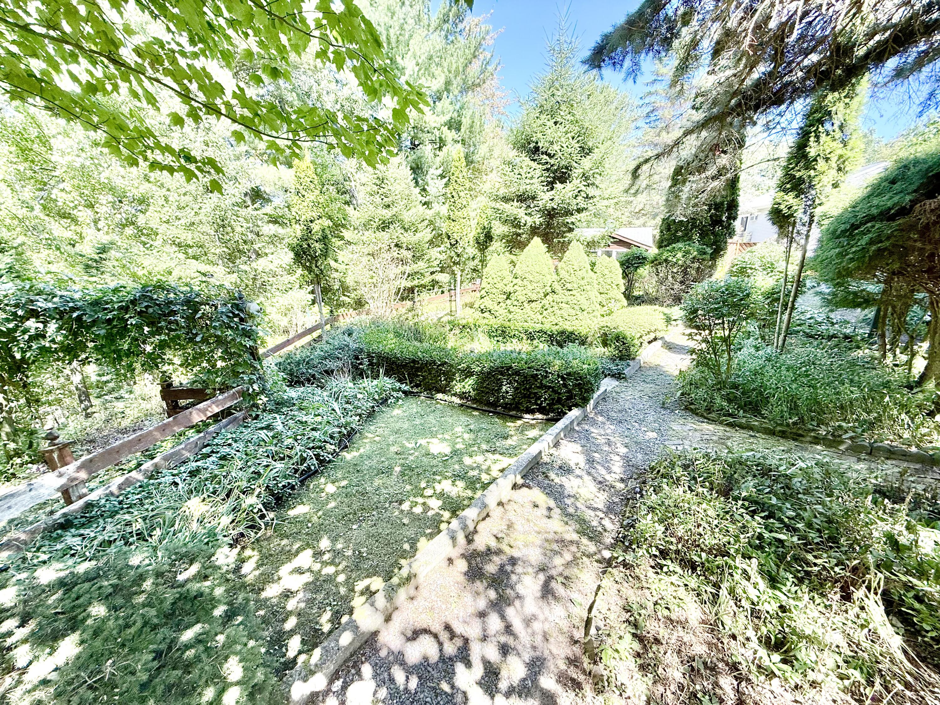 13 Haven Lane Peru NY 12972