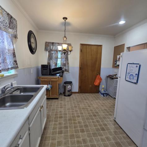 15 3rd Street Malone NY 12953