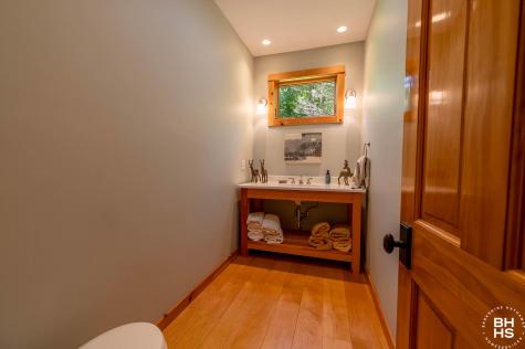 22 Terrace Way Lake Placid NY 12946