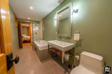 22 Terrace Way Lake Placid NY 12946