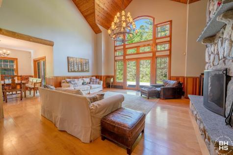 22 Terrace Way Lake Placid NY 12946