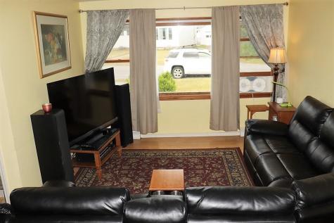 3 Mcintosh Drive Peru NY 12972
