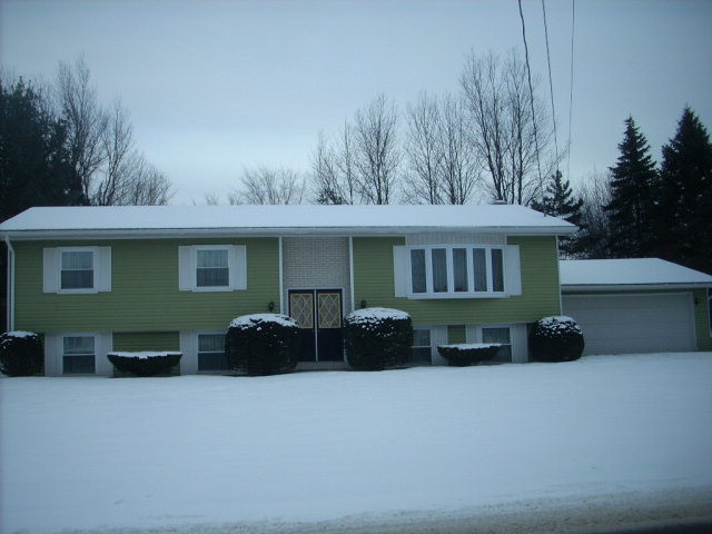 32 Hillsdale Terrace Malone NY 12953