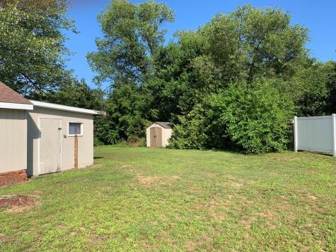 9 Mcintosh Drive Peru NY 12972