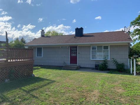 9 Mcintosh Drive Peru NY 12972